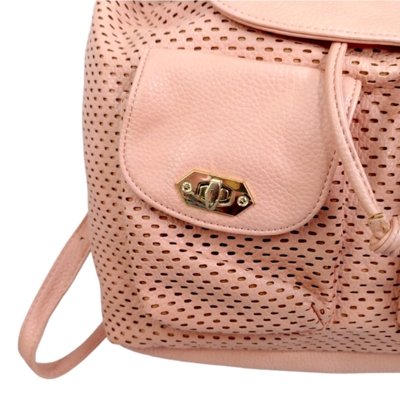 Steve Madden Blush Pink Vegan Leather Drawstring Foldover Backpack Purse Bag - Picture 4 of 12